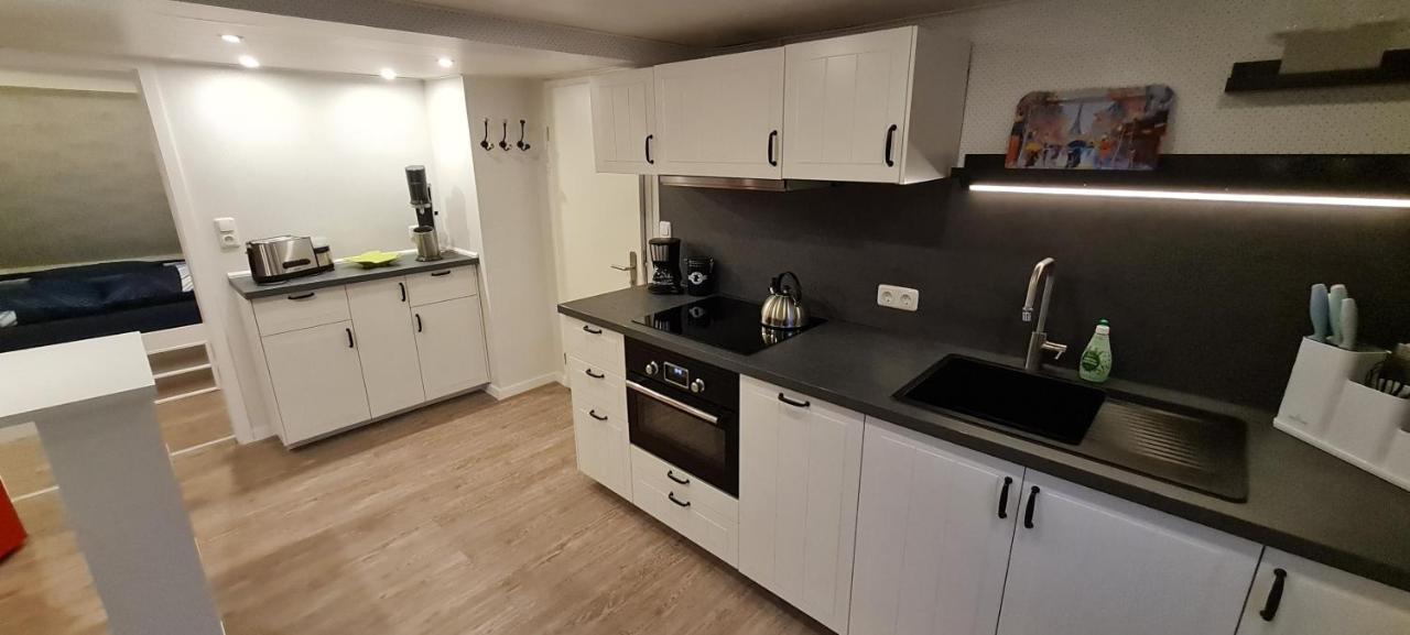 Charming Oldtown City Apartment วอร์มส์ ภายนอก รูปภาพ